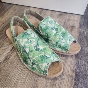 Reef Women's Escape Sling Sandal Size 9 Green Tropical Palm Print